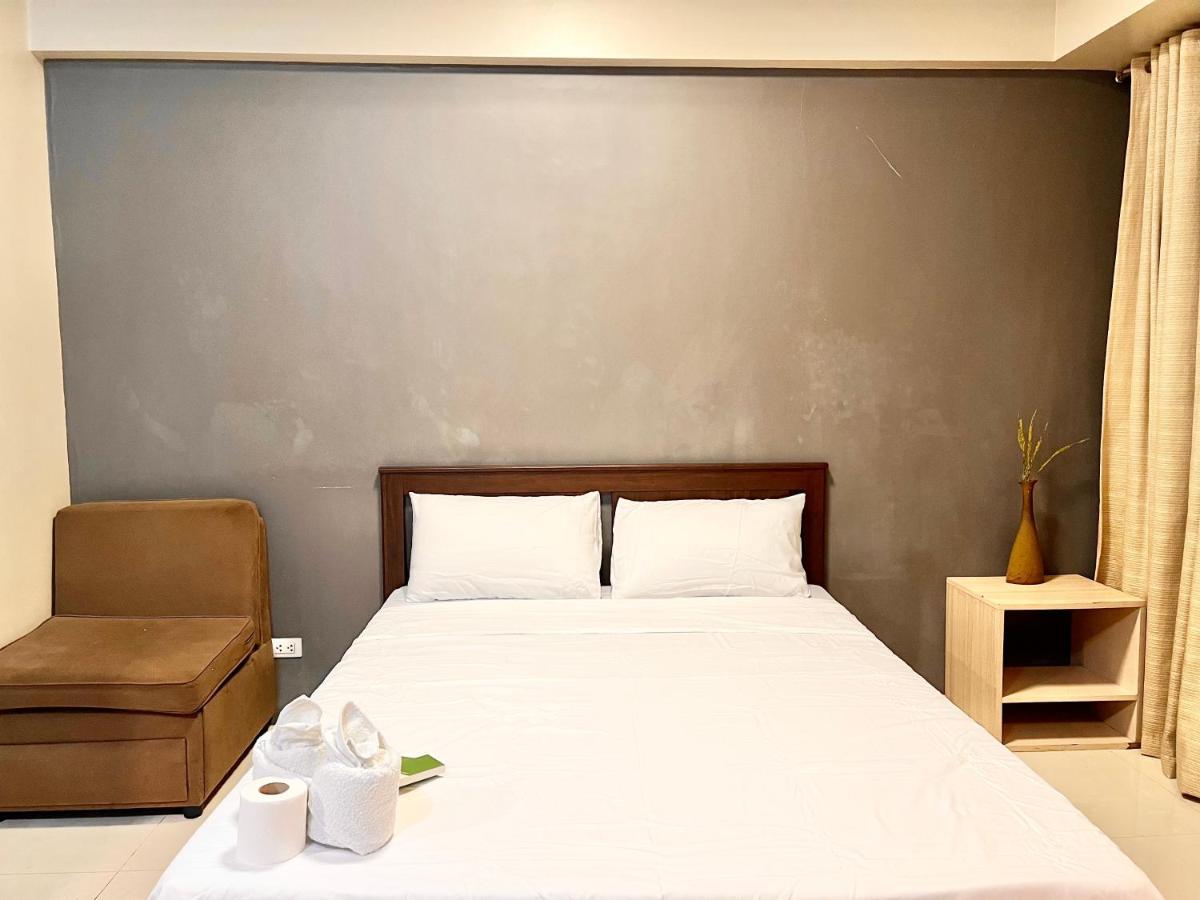 Kiel 5-Star Condo Hotel Across Naia Manila Airport Terminal 3 Pasay Bagian luar foto
