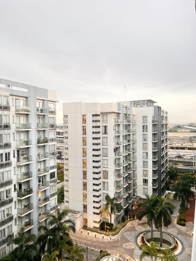 Kiel 5-Star Condo Hotel Across Naia Manila Airport Terminal 3 Pasay Bagian luar foto