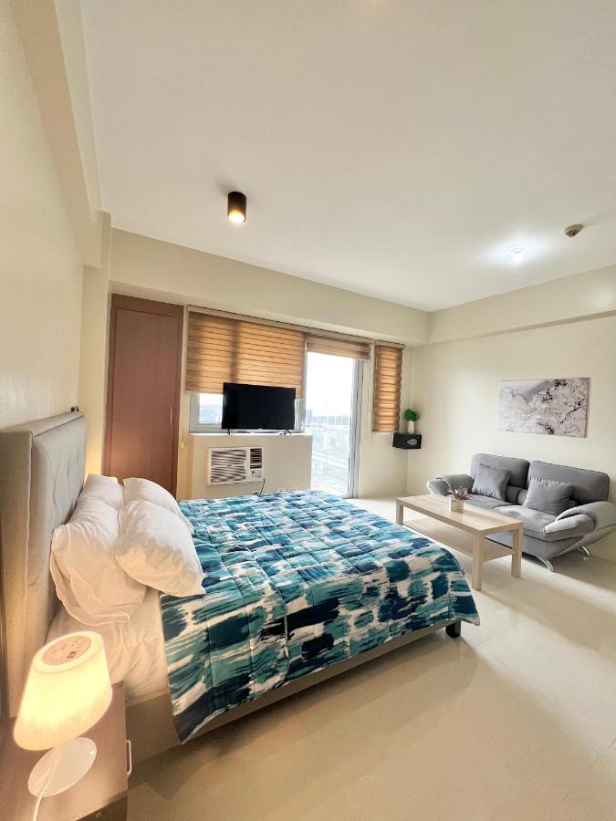 Kiel 5-Star Condo Hotel Across Naia Manila Airport Terminal 3 Pasay Bagian luar foto